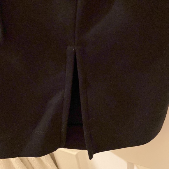 Sweater / jacket with front pockets and side slits - Picture 3 of 5